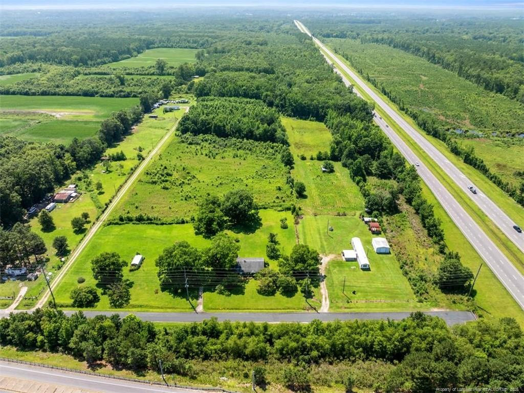 4247 River Road Property Photo 8