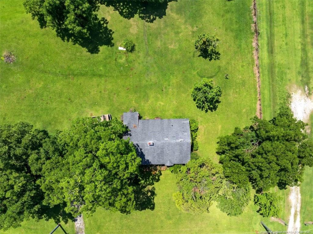 4247 River Road Property Photo 11