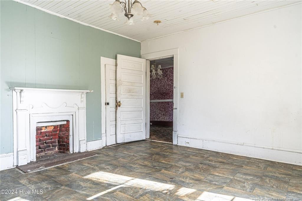 801 Monroe Street Property Photo 10
