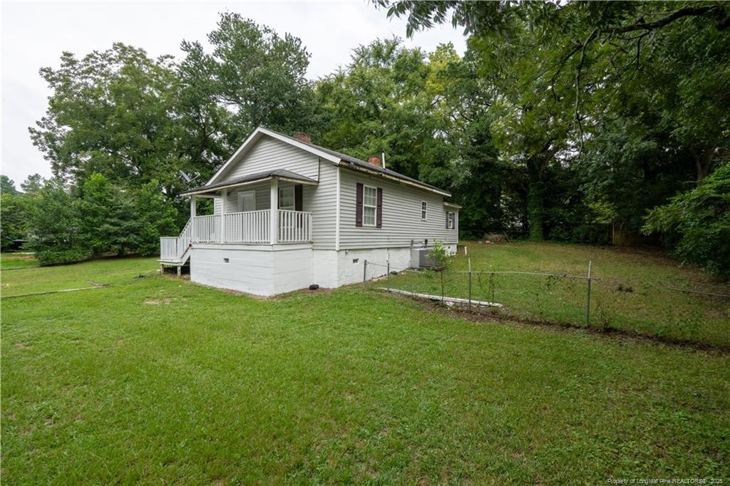 1913 Burnett Avenue Property Photo 2