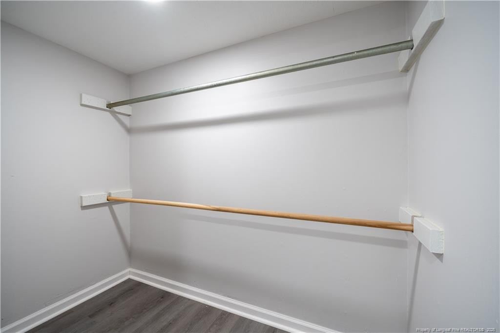 1913 Burnett Avenue Property Photo 13