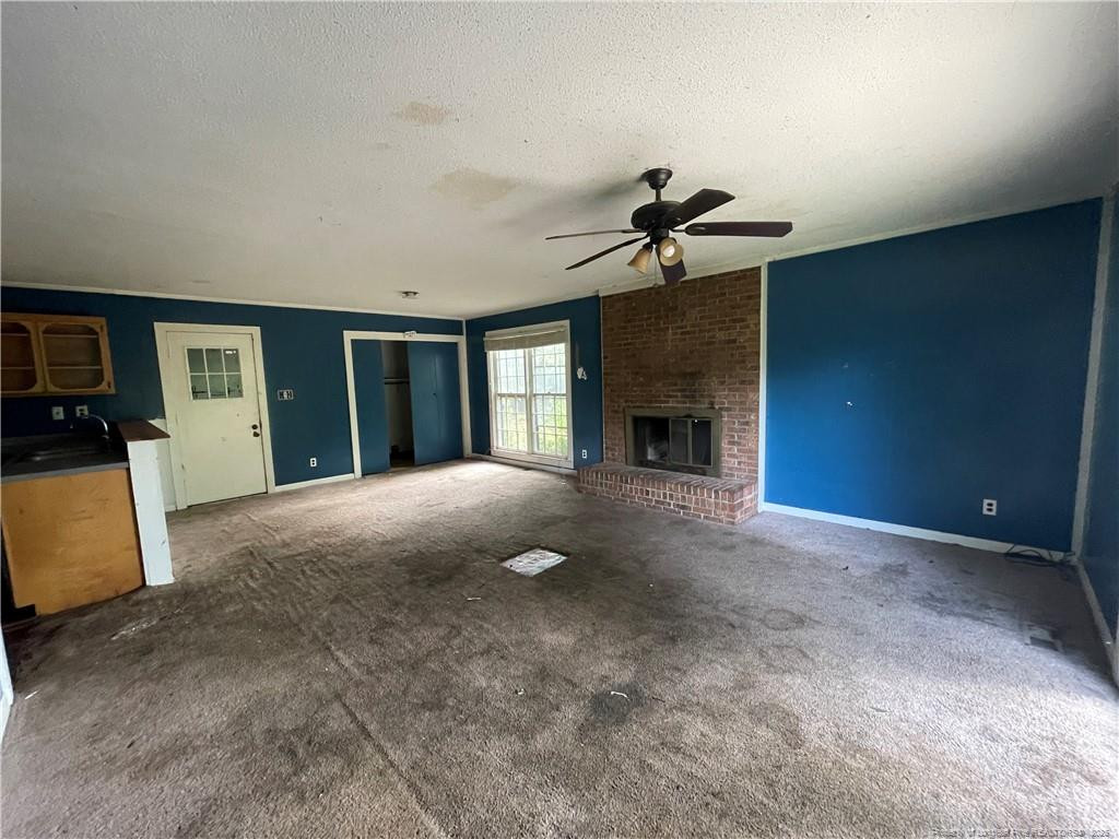 4504 Windcross Court Property Photo 6