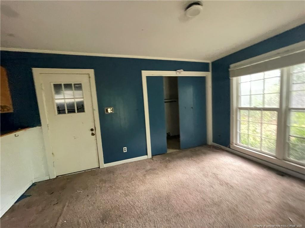 4504 Windcross Court Property Photo 8