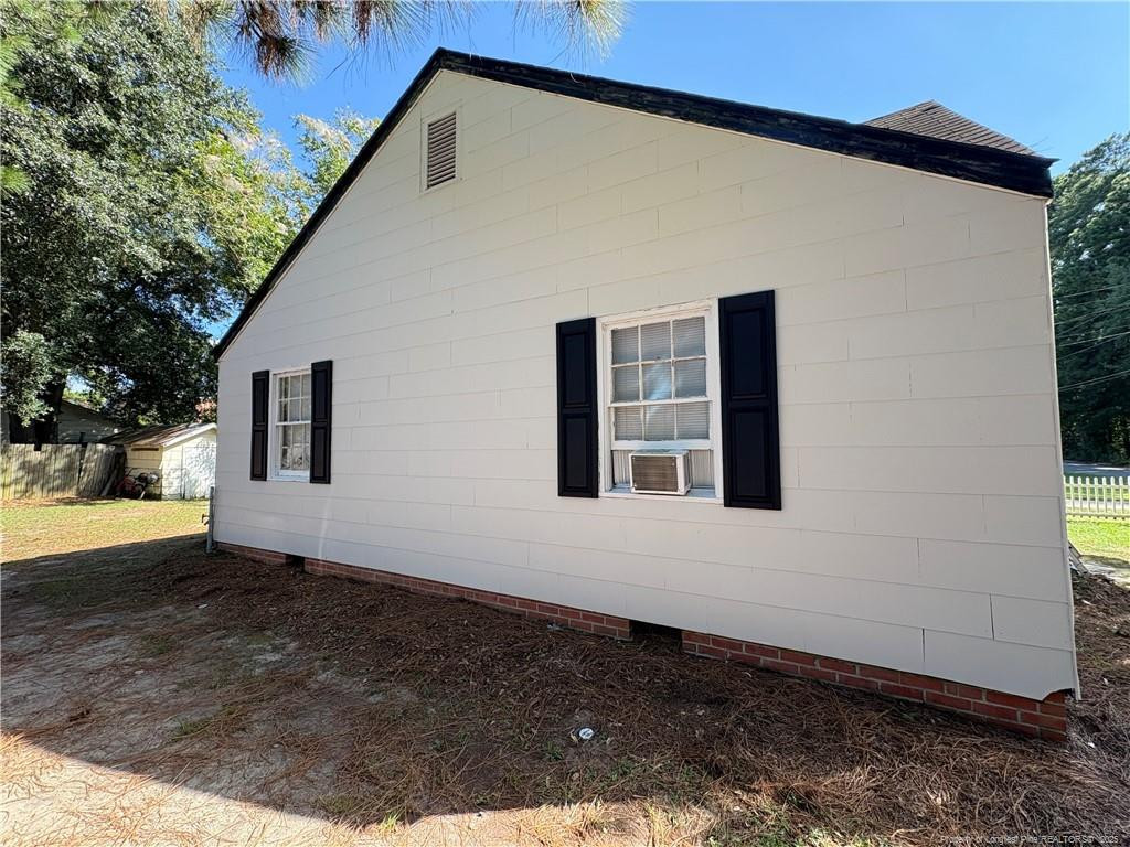 110 E Mcneill Drive Property Photo 2