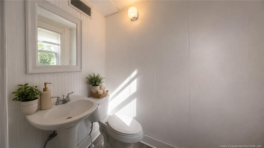 1105 Colonial Avenue Property Photo 14