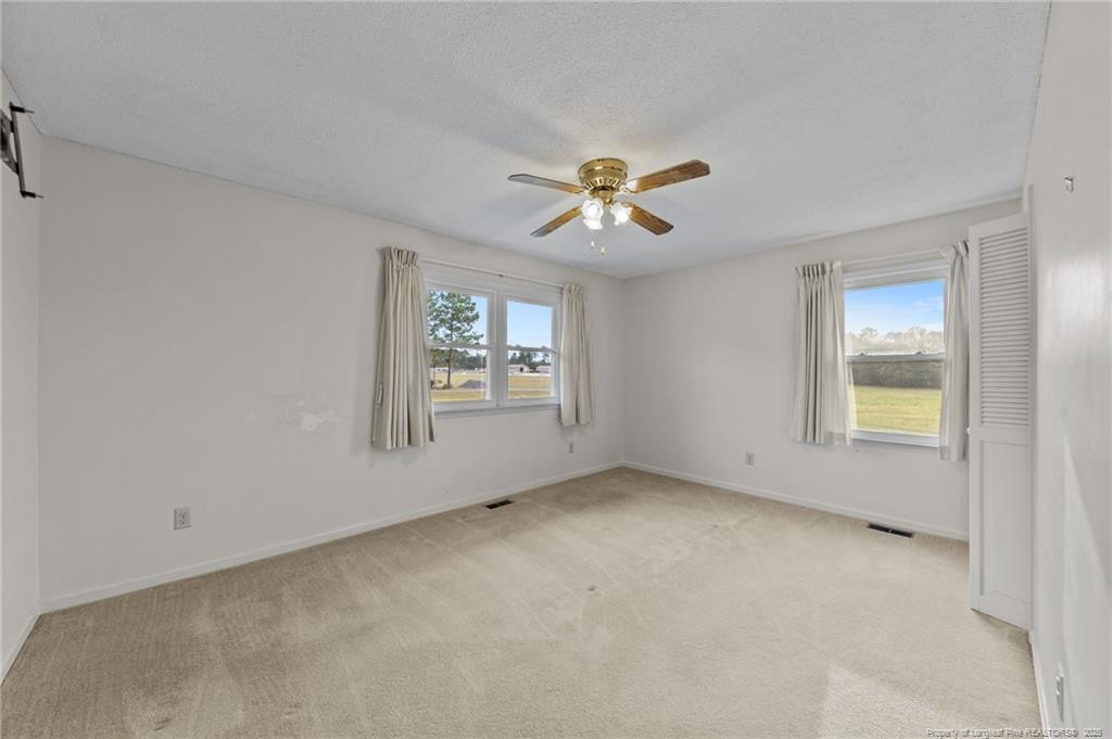 241 Hight Road Property Photo 20