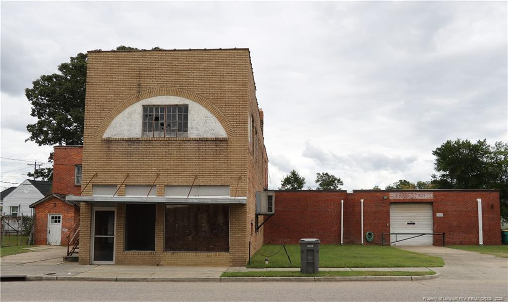 304 N Walnut Street Property Photo 1