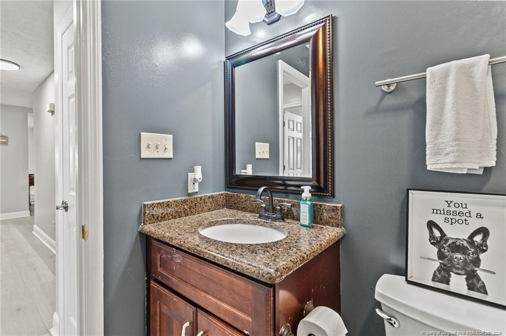 780 Wayside Road Property Photo 26