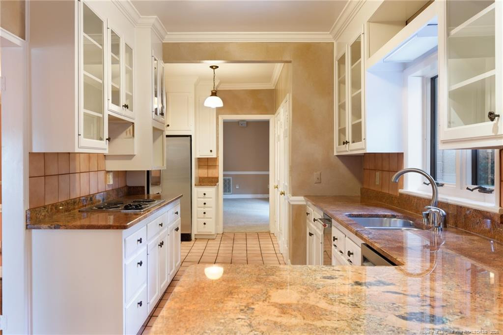 440 Valley Road Property Photo 14