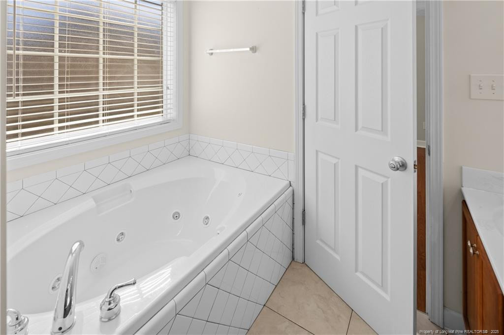 225 Hogart Street Property Photo 28