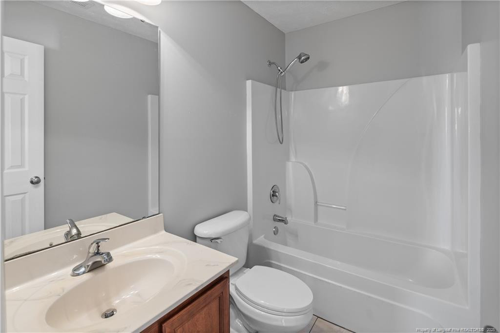 225 Hogart Street Property Photo 32