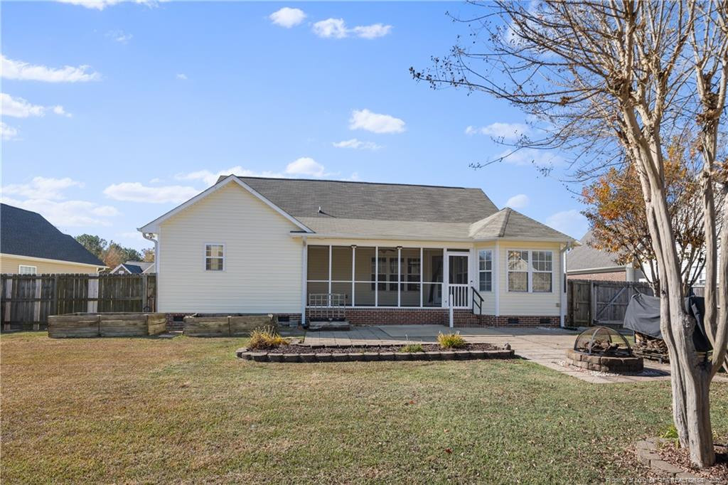 225 Hogart Street Property Photo 44