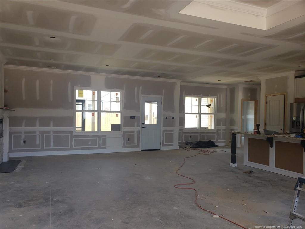 2453 Live Oak Drive Property Photo 3