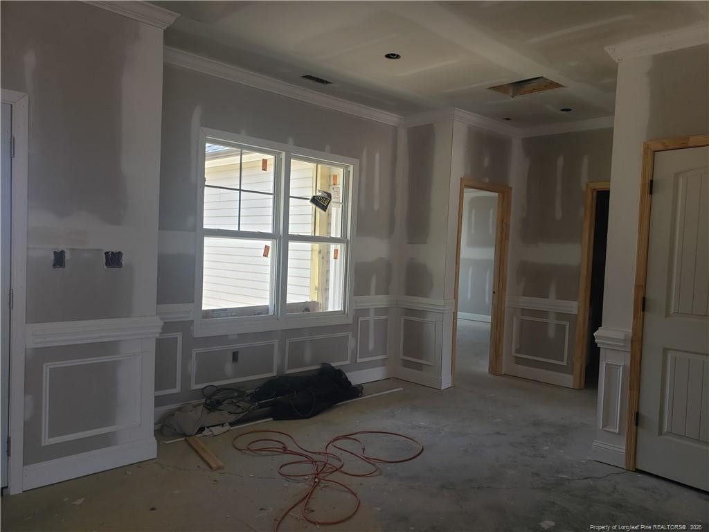 2453 Live Oak Drive Property Photo 6