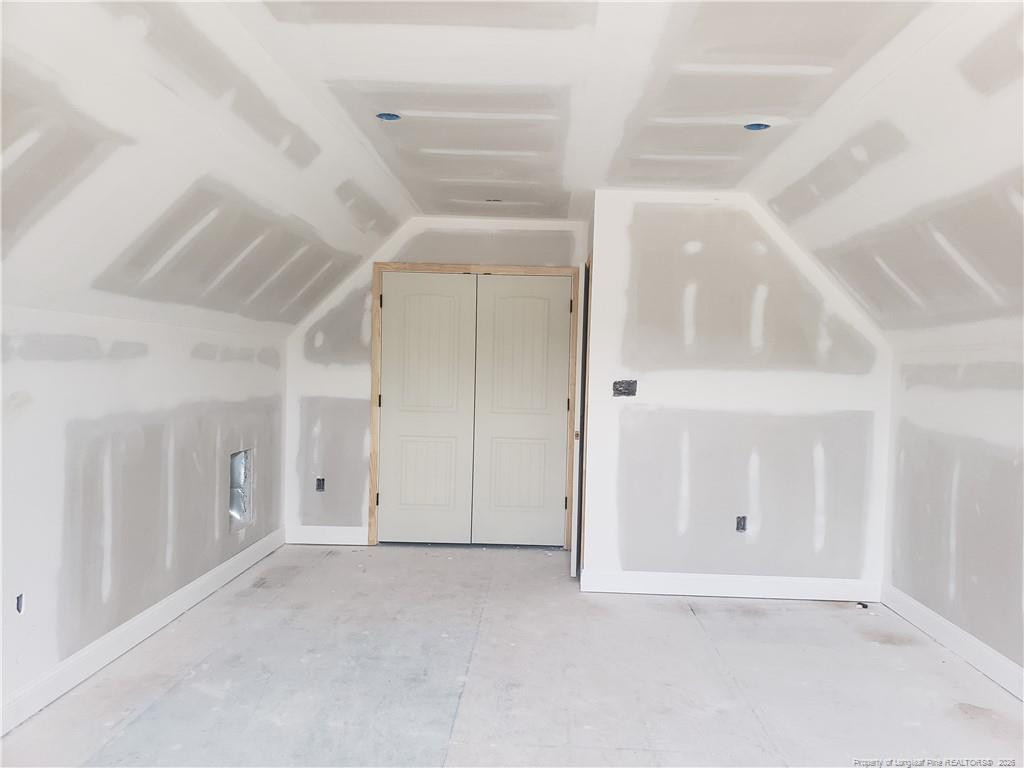 2453 Live Oak Drive Property Photo 18