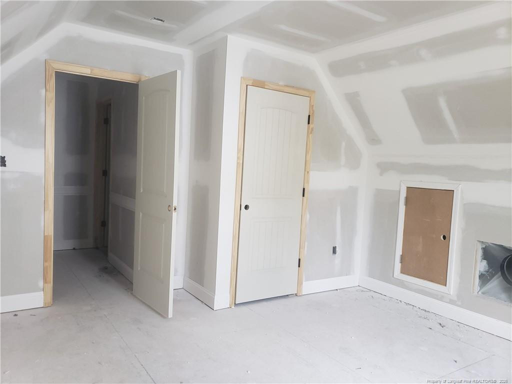 2453 Live Oak Drive Property Photo 20