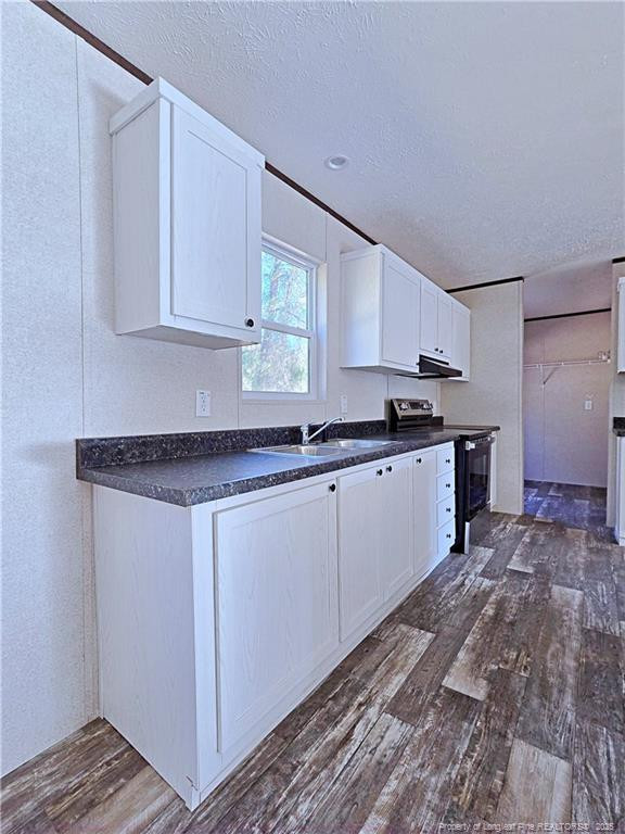 4053 Lodge Drive Property Photo 12