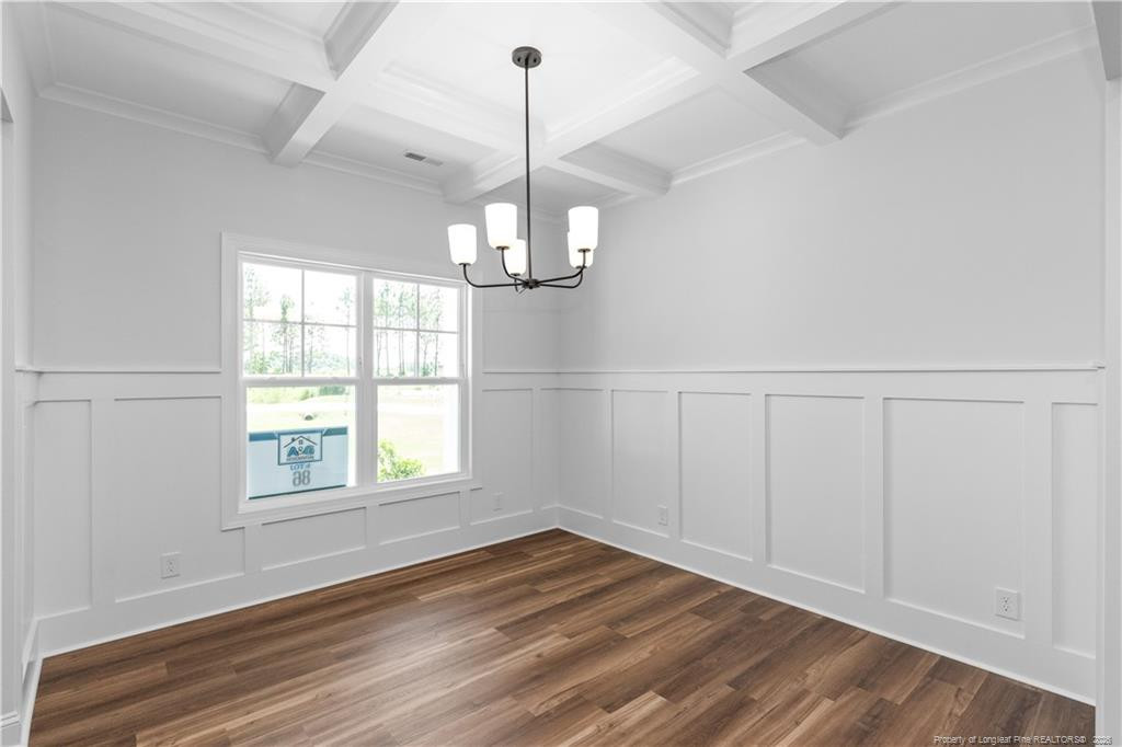 204 N Rabbit Run Drive Property Photo 2