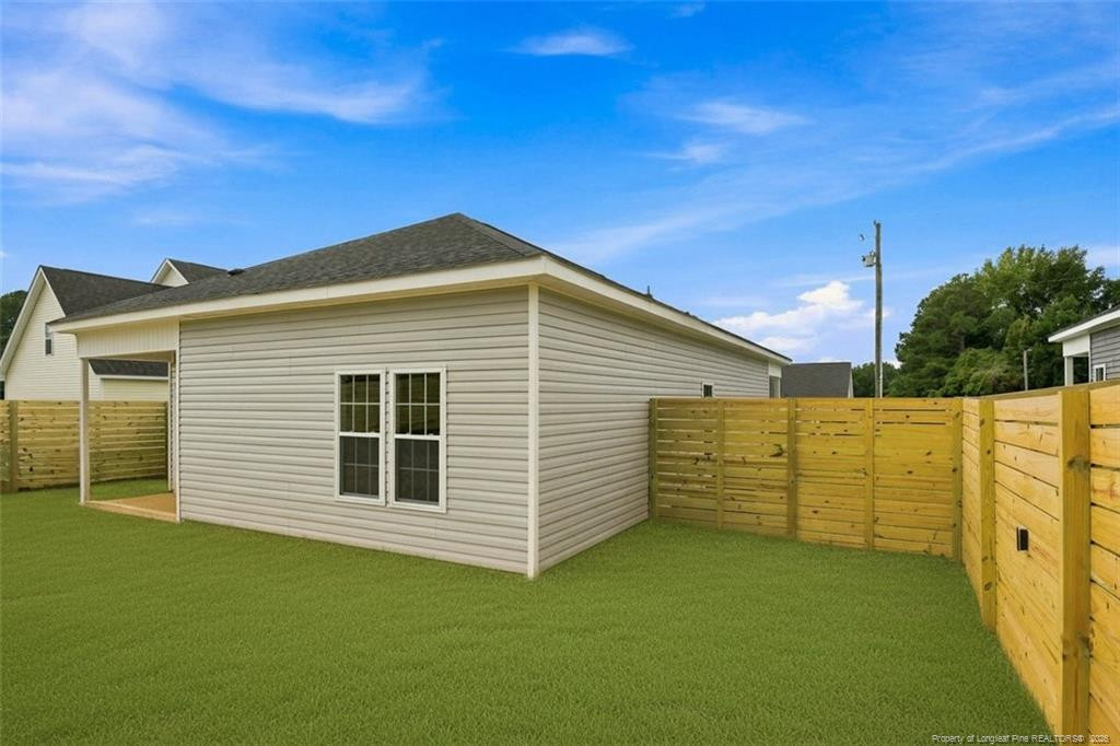 802 Holmes Street Property Photo 4