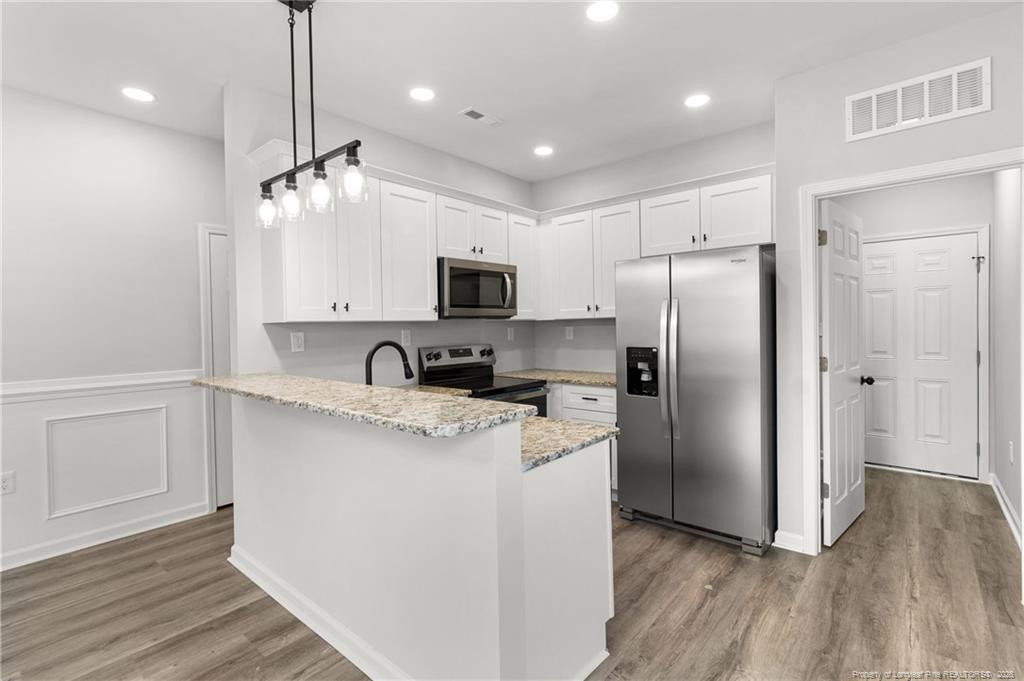 802 Holmes Street Property Photo 10