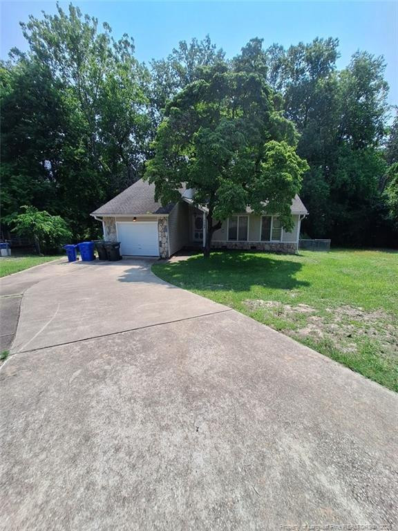 1103 Lake Mont Court Property Photo 2