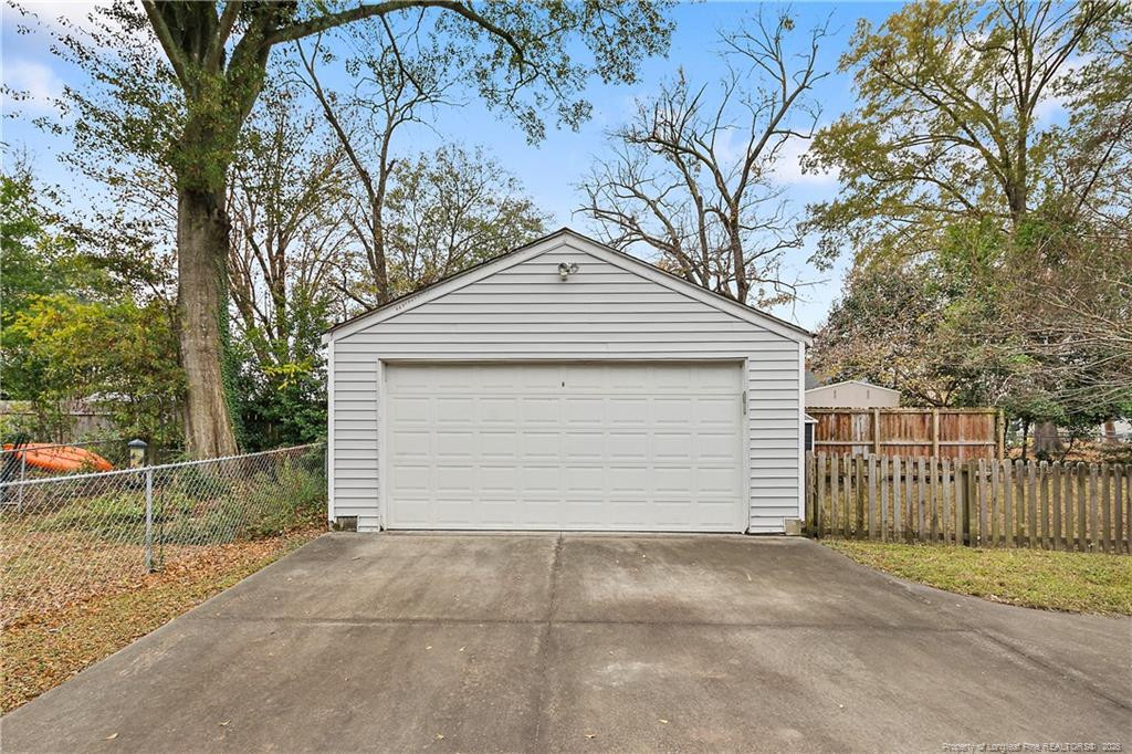 597 Greenland Drive Property Photo 43