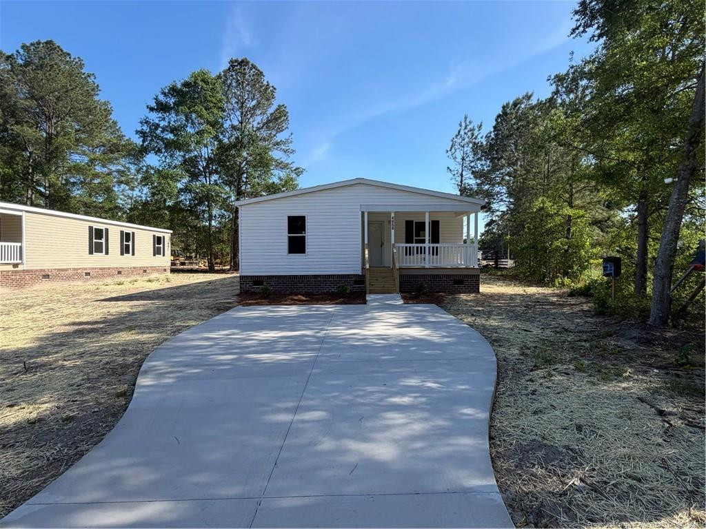 4050 Lodge Drive Property Photo 1