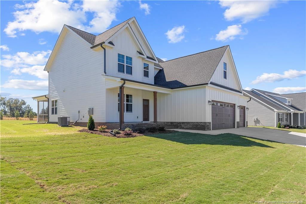87 Croatoke Court Property Photo 2