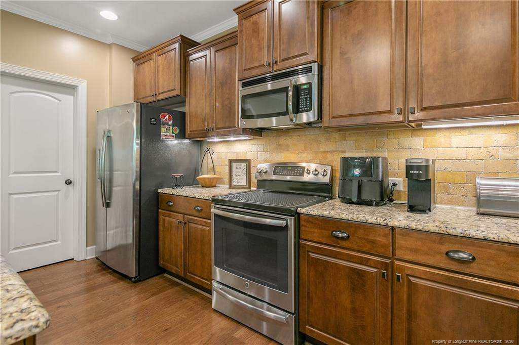 16 Spring Pond Lane Property Photo 11