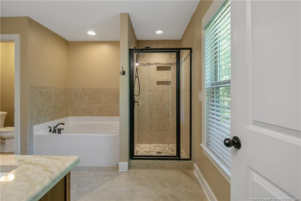 16 Spring Pond Lane Property Photo 15