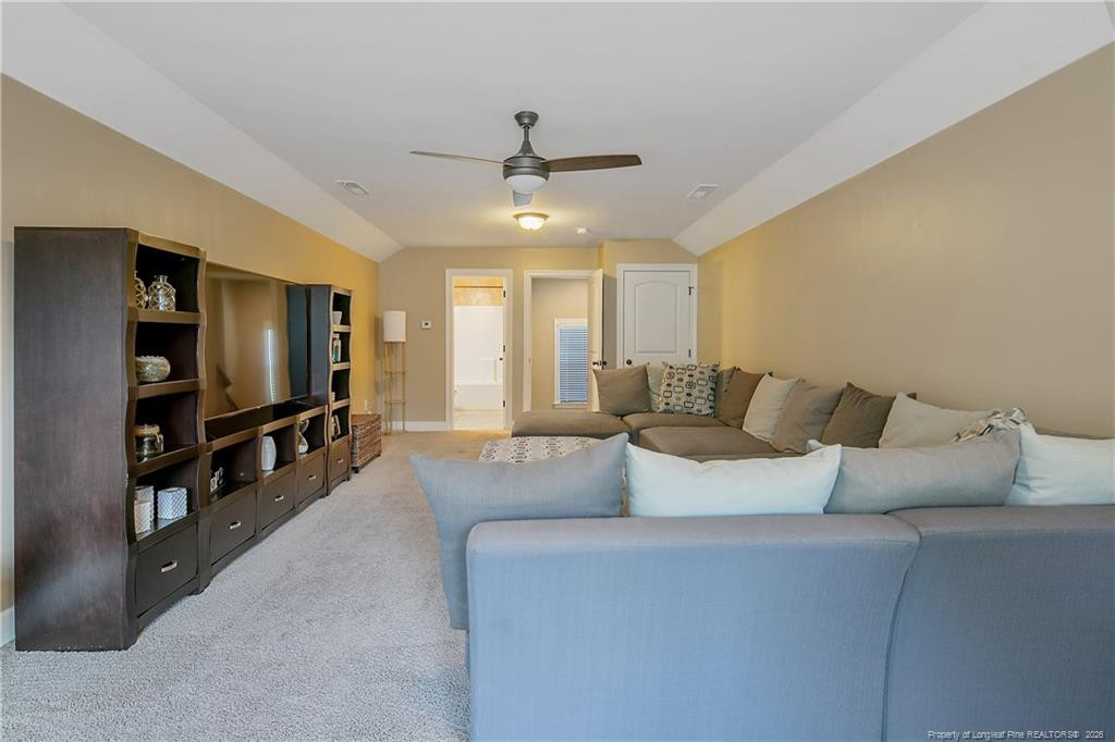 16 Spring Pond Lane Property Photo 27