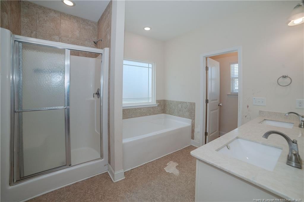 4410 Narrow Pine Court Property Photo 15