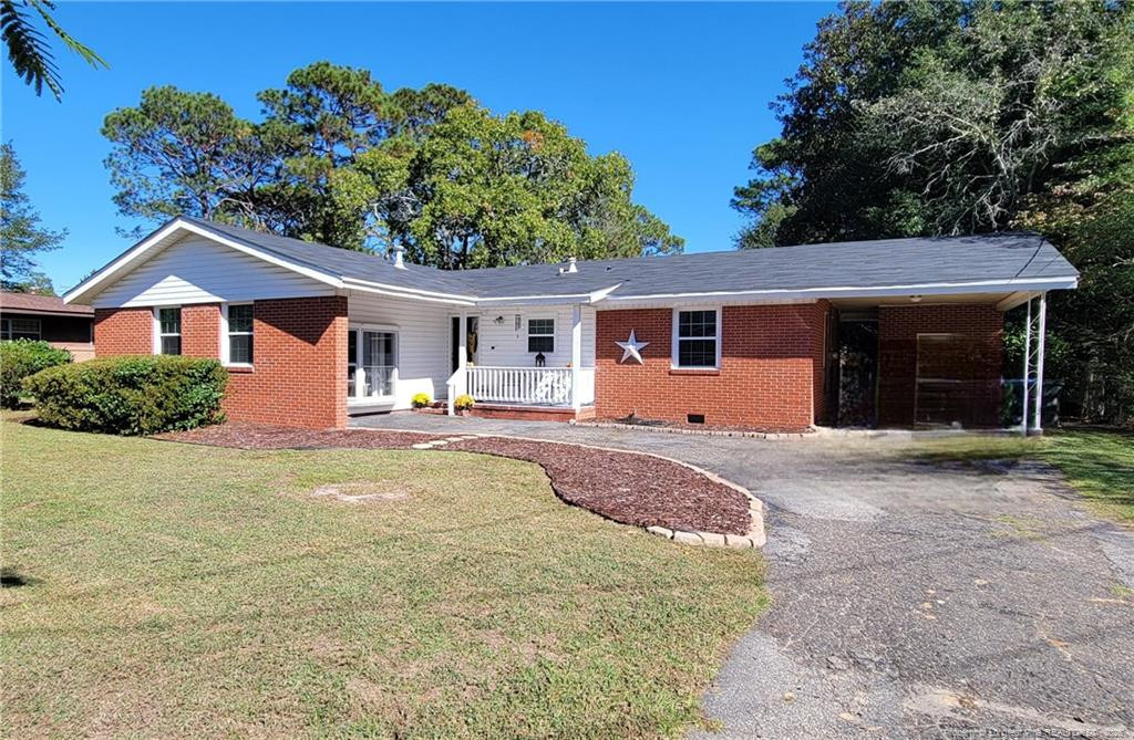 1911 Wendover Drive Property Photo 1