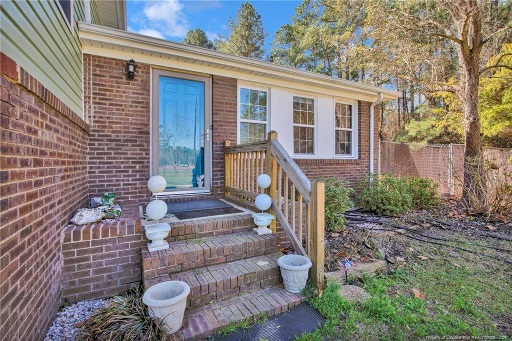567 Johns Road Property Photo 4