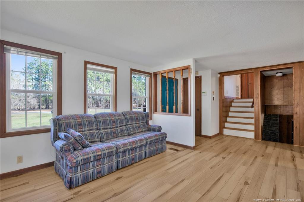 567 Johns Road Property Photo 9