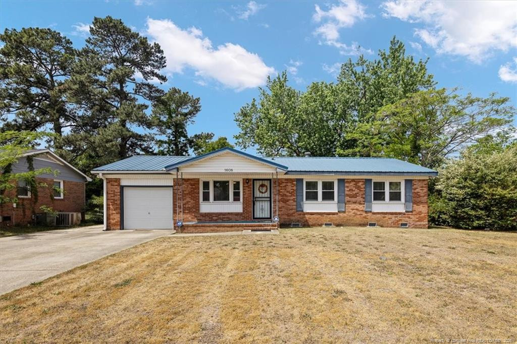 1608 Grandview Drive Property Photo 1