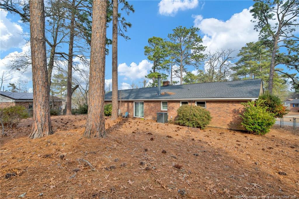 761 Galloway Drive Property Photo 8