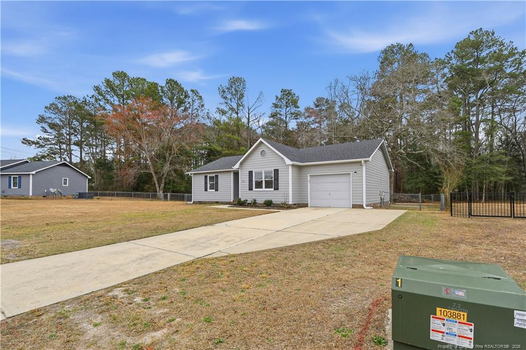 6813 Foxton Court Property Photo 6
