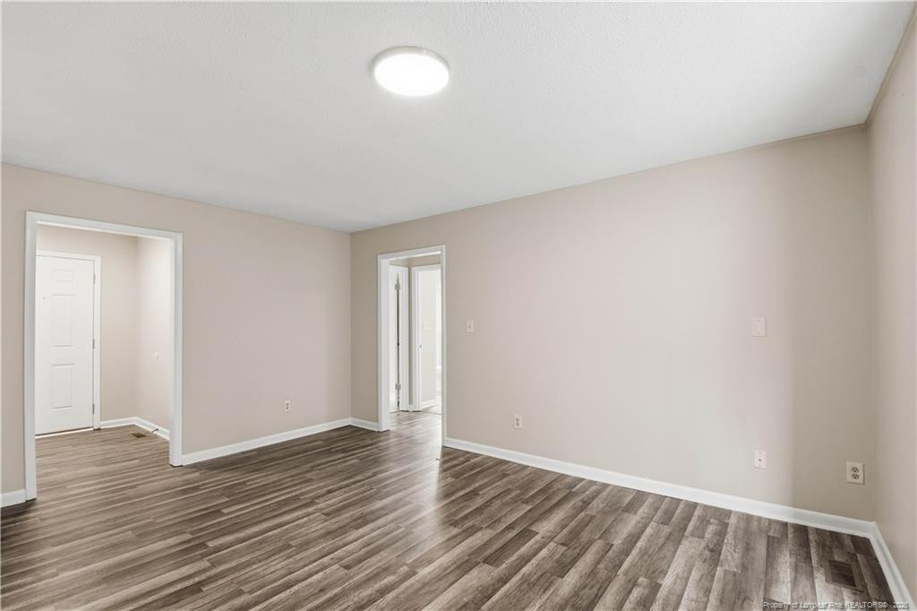 6813 Foxton Court Property Photo 10