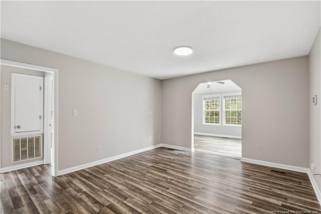 6813 Foxton Court Property Photo 12