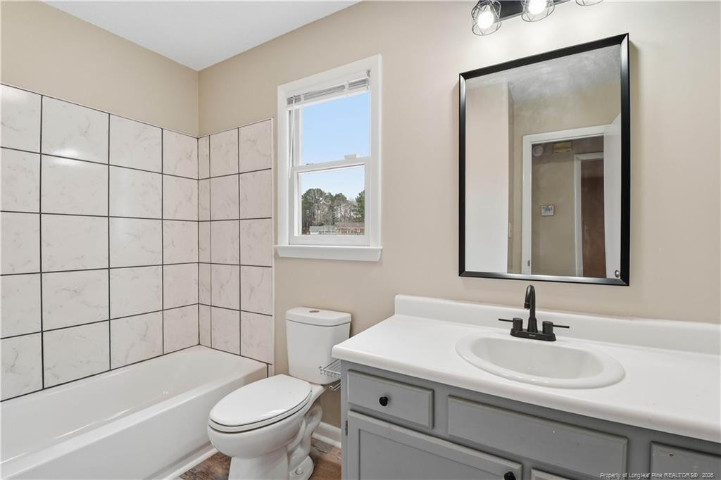 6813 Foxton Court Property Photo 30