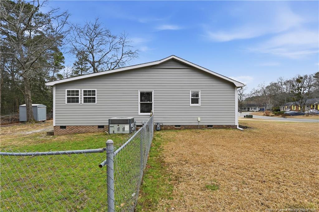 6813 Foxton Court Property Photo 42