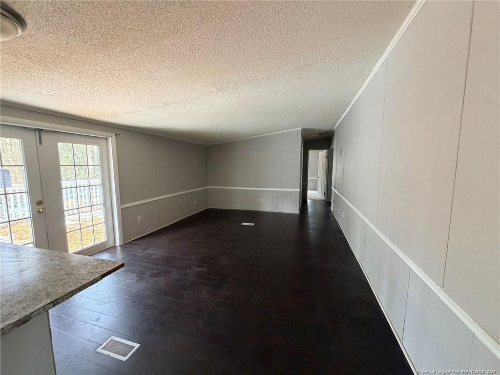 204 Riverview Drive Property Photo 8
