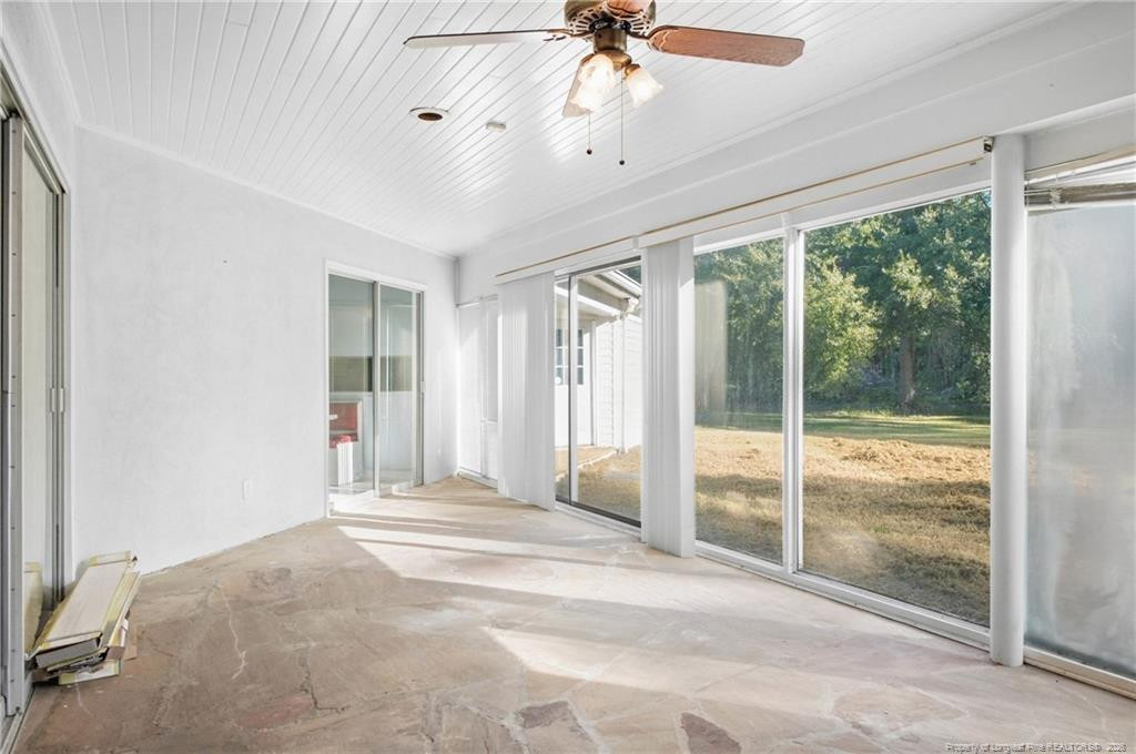 1503 Lake View Road S Property Photo 8