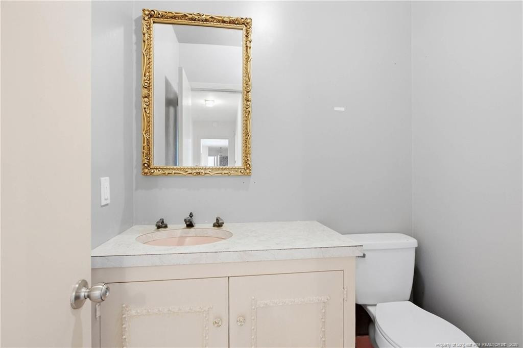 1503 Lake View Road S Property Photo 13