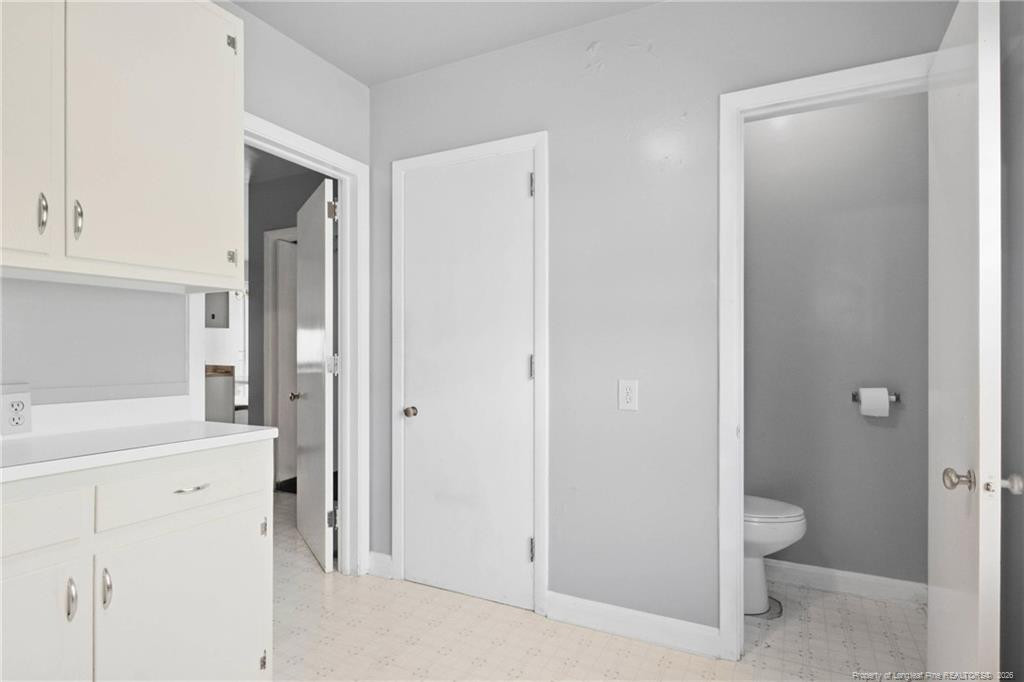 1503 Lake View Road S Property Photo 22