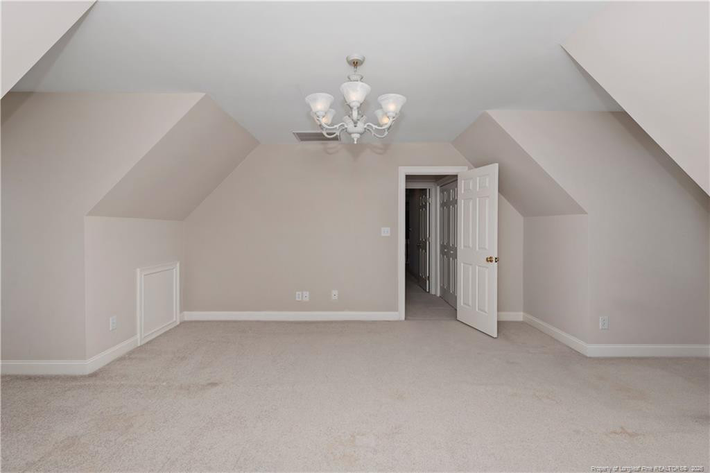101 Kingsway Drive Property Photo 21