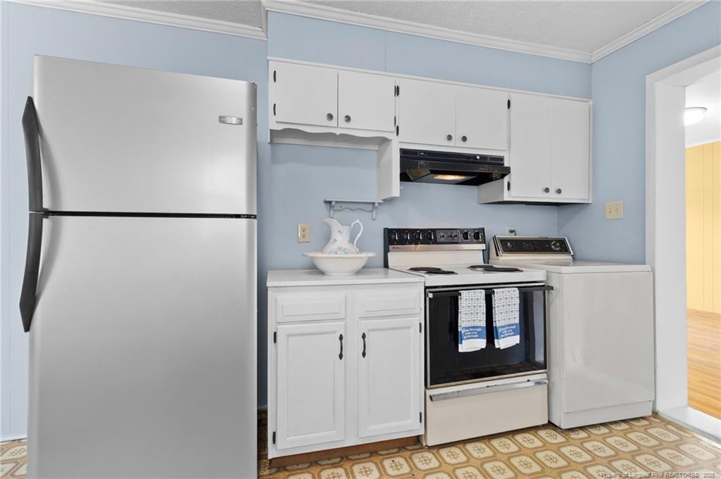 523 Varga Street Property Photo 12