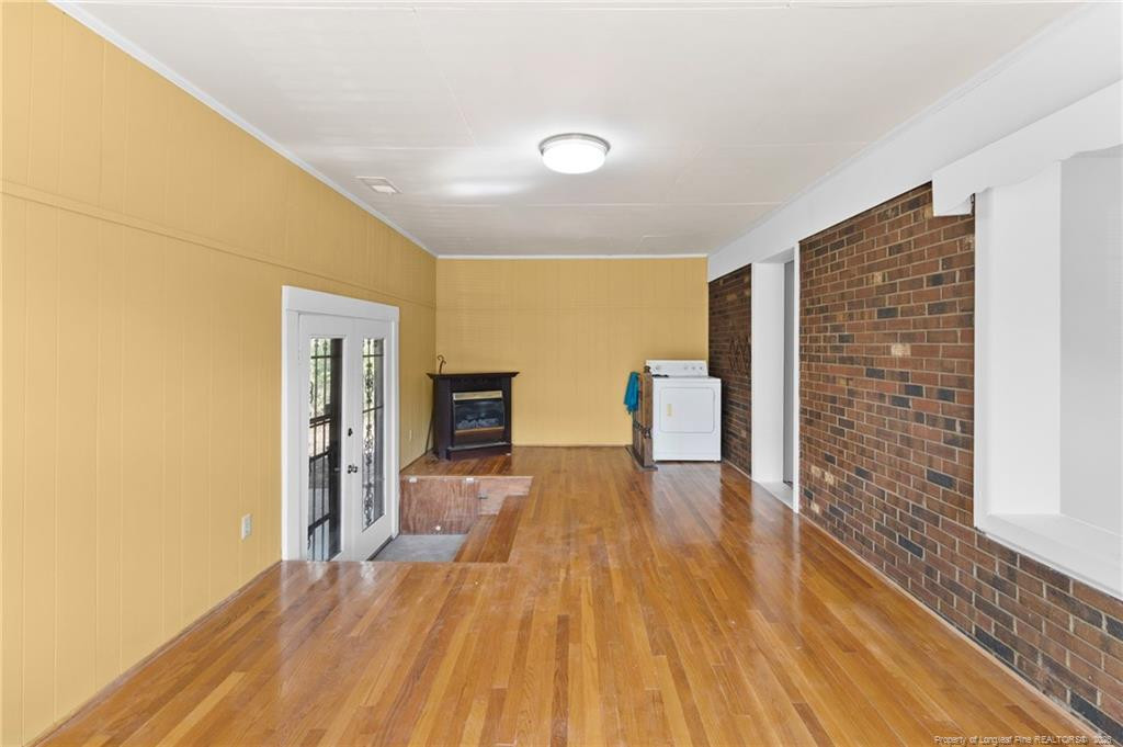 523 Varga Street Property Photo 17