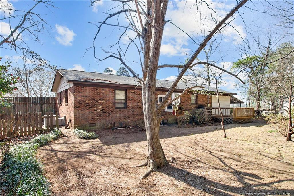 523 Varga Street Property Photo 32